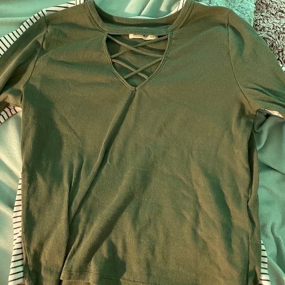 hollister top
